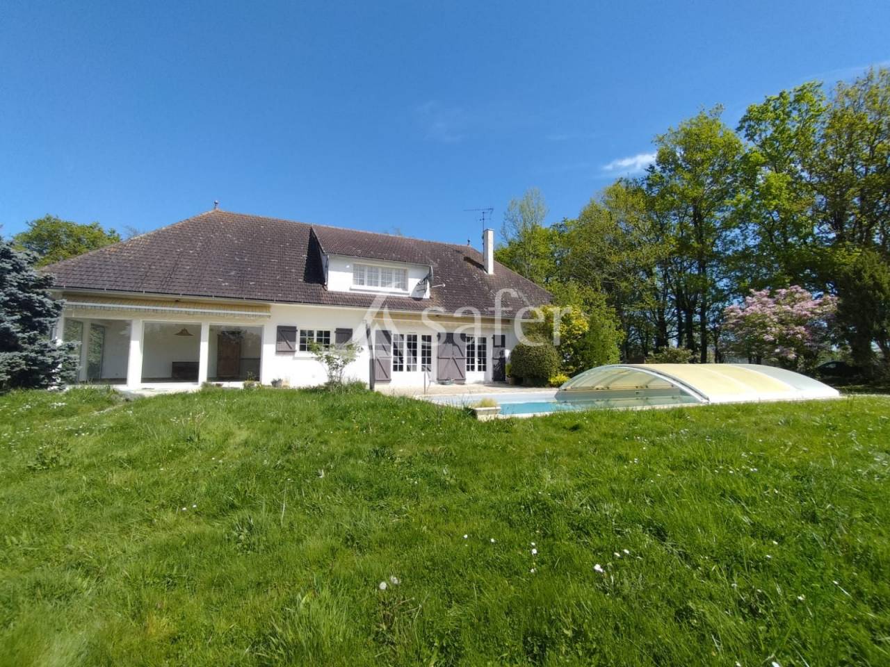 Azienda agricola In vendita Vend&eacute;e