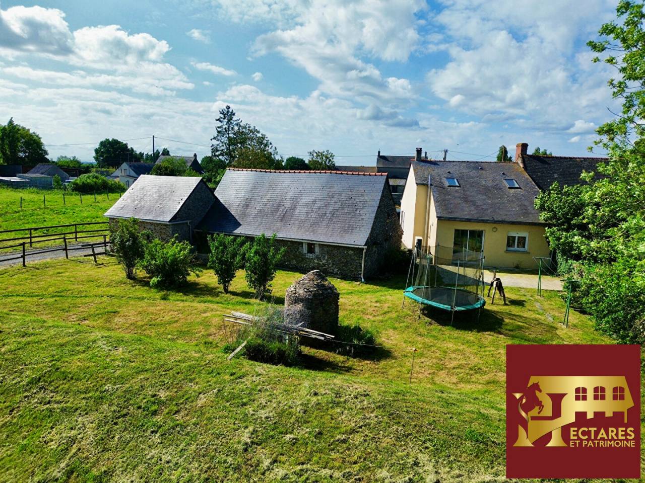 Propriet&agrave; equestre In vendita Maine-et-Loire