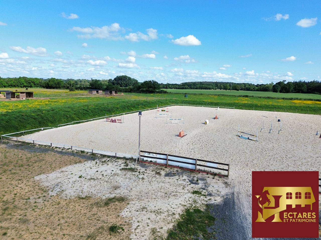 Propriet&agrave; equestre In vendita Maine-et-Loire