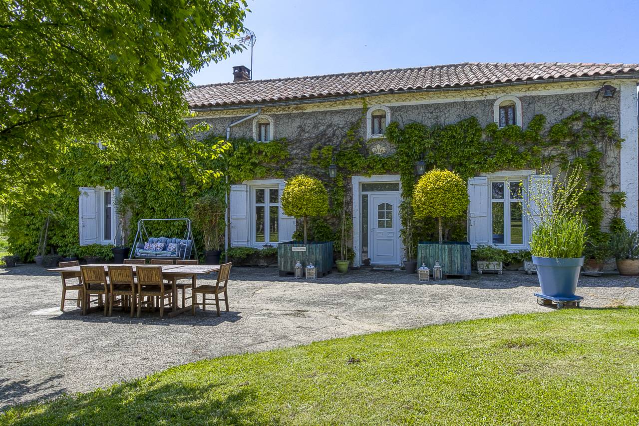 Propriet&agrave; equestre In vendita Gers
