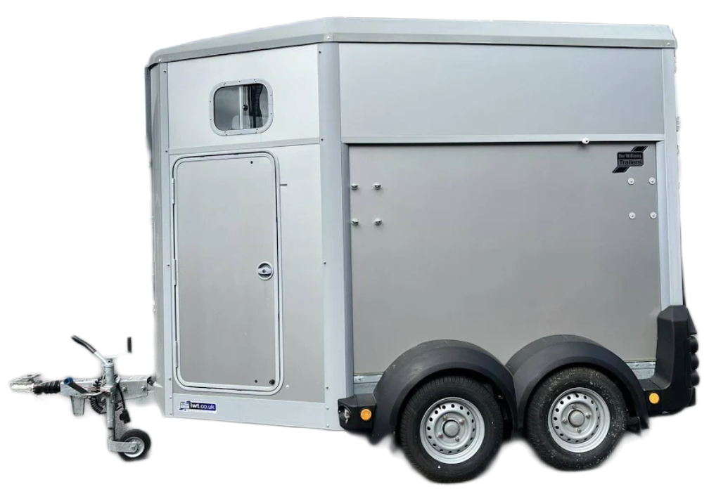Trailer Ifor Williams Hb403 1,5 Cavalli 2020 Occasione